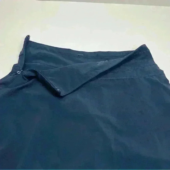 Athleta All Day Skort Women SZ 2 Navy Blue Athletic Athleisure Golf Tennis Skirt - Picture 8 of 8
